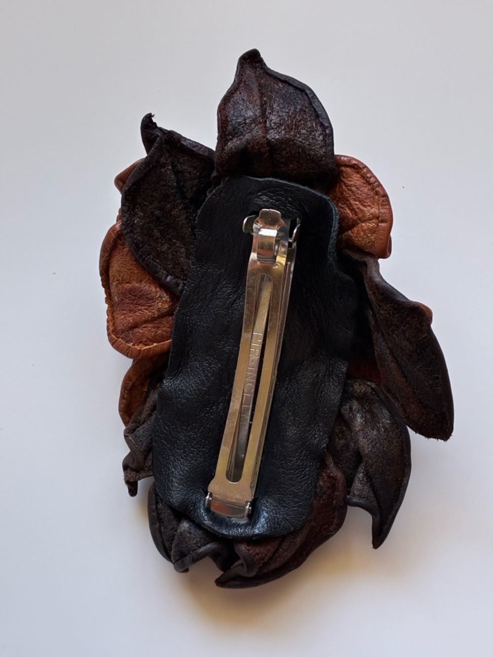 Vintage Unique  Natural Leather Barrette for Women’s Hair - Picture 5 of 8